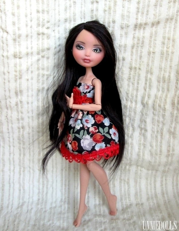 Lucia (ooak custom ever after high doll)