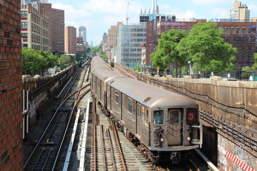 (3) train wrong-railing into 137th Street