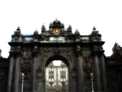 DolmaBahce Kapi