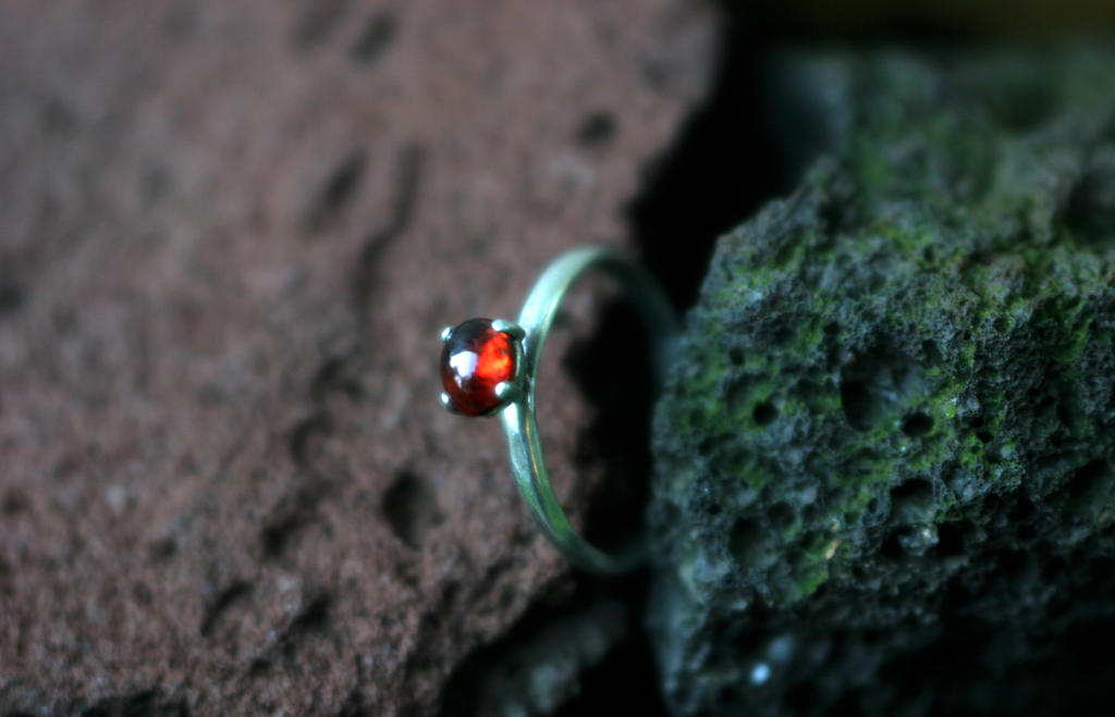 Oval Garnet Ring - Modular Jewelry