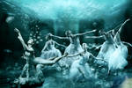 Bailando sobre el agua by Oceliotargino
