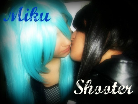 Shooter Love Miku