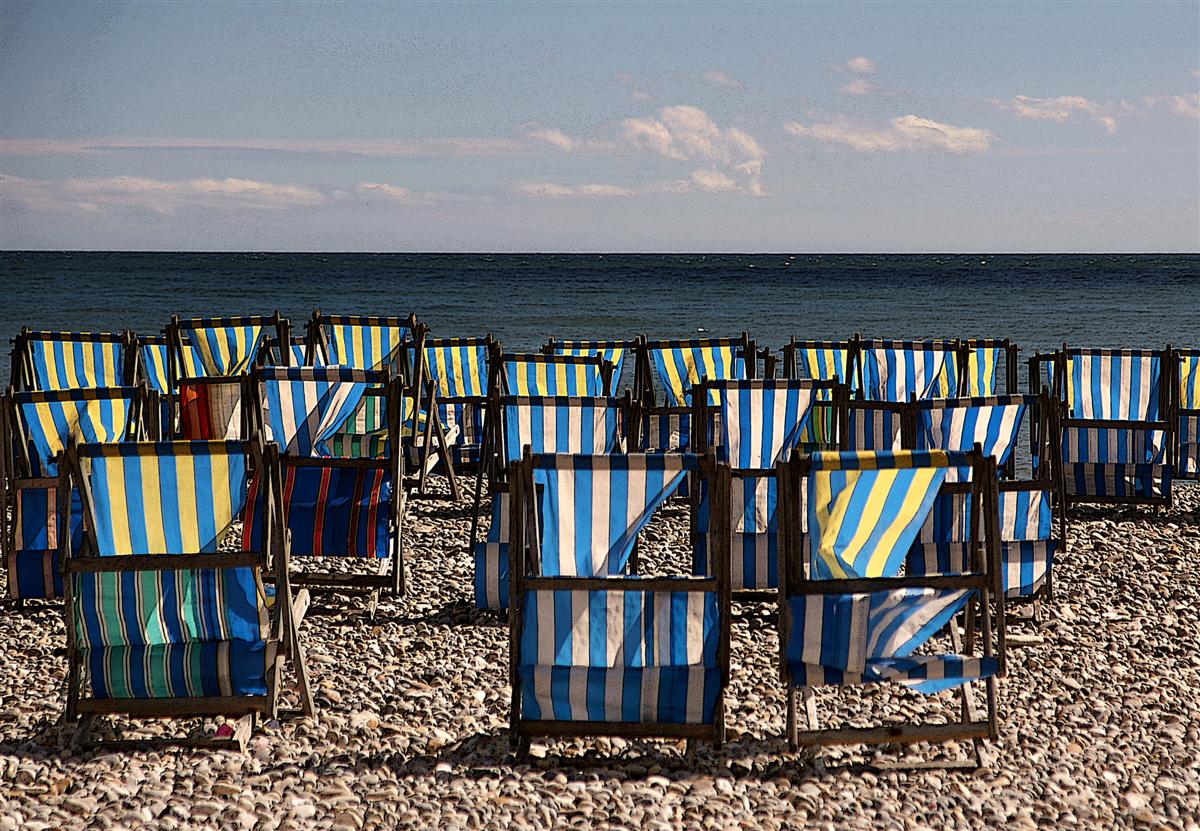 beside the seaside in color