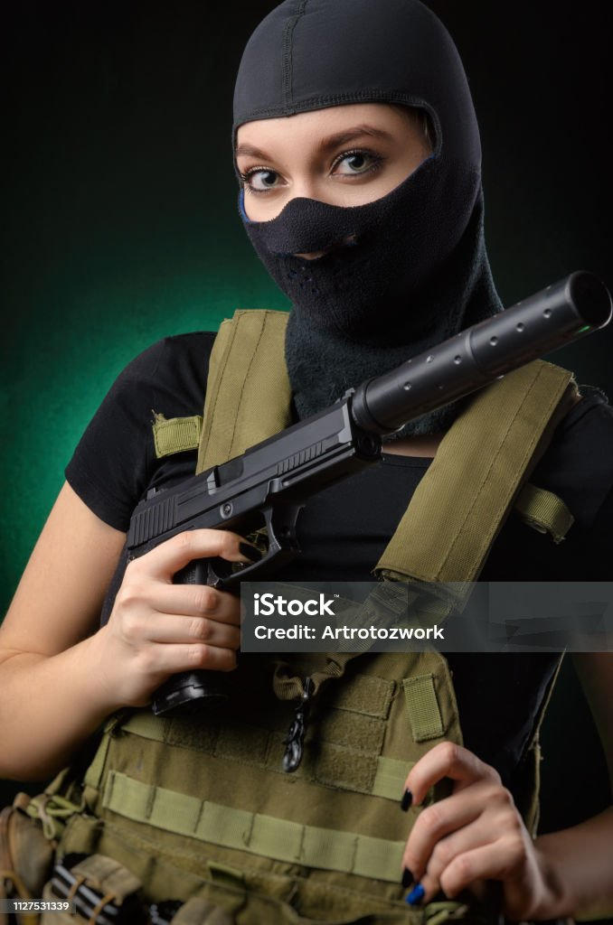 Female Robs A female Armed Robber. by Shrewsjay22 on DeviantArt