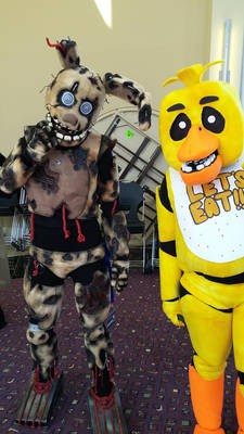 Springtrap and Chica Cosplay