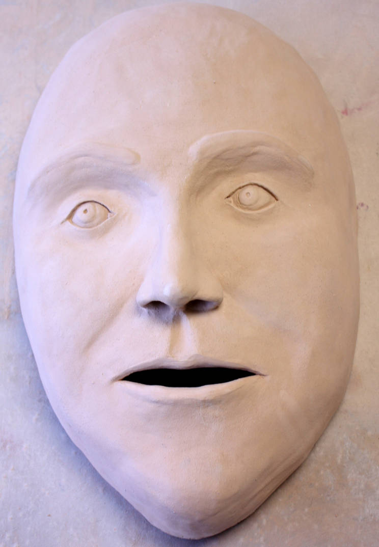 Expressionless face mask by Emi-leigh on DeviantArt