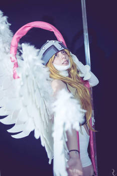 Angewomon Cosplay