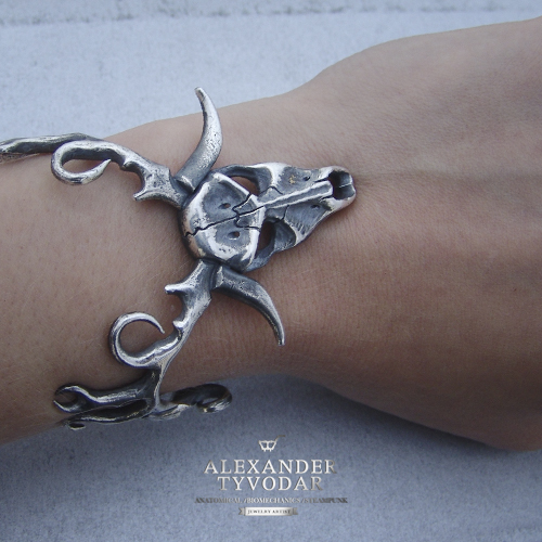 Bovem calvaria B2 - Gothic skull bracelet , Anatom