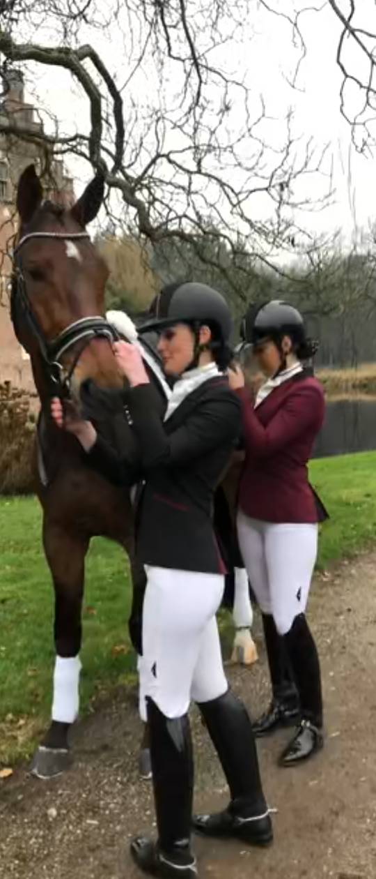 Equestrian girls by Count-Phoenix on DeviantArt