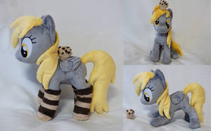 Derpy standing beanie plush by Epicrainbowcrafts