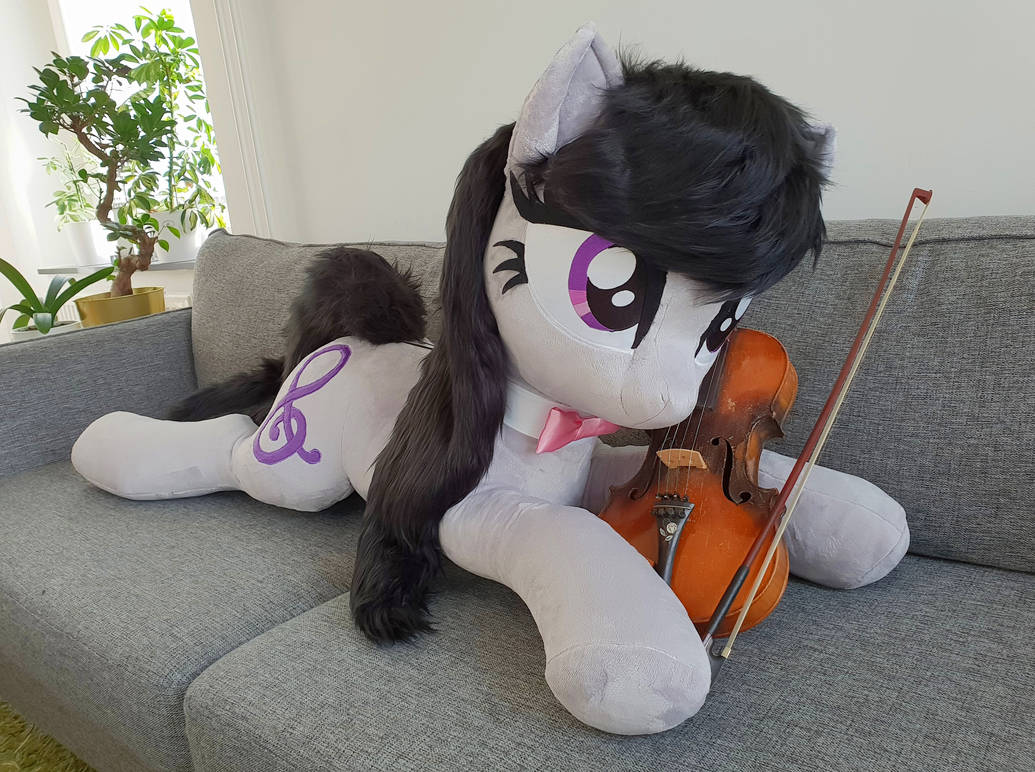 Lifesize Ocatvia with faux fur 50 inches/ 130 cm by Epicrainbowcrafts