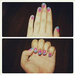 Candylike Ombre Nails