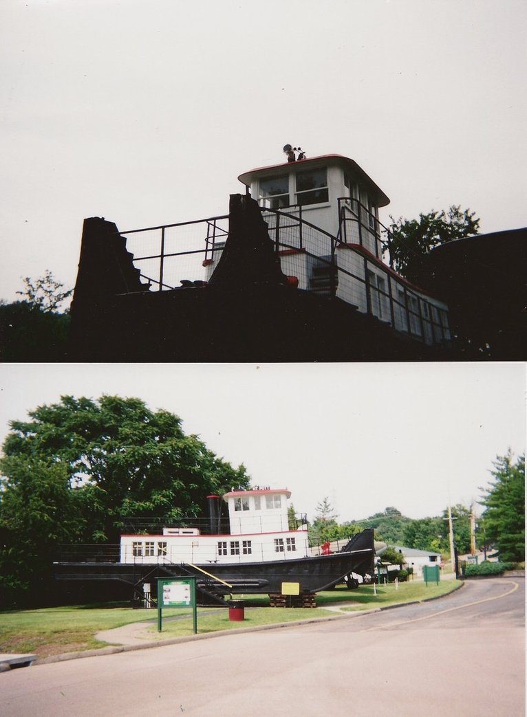 Towboat H.T. Pott