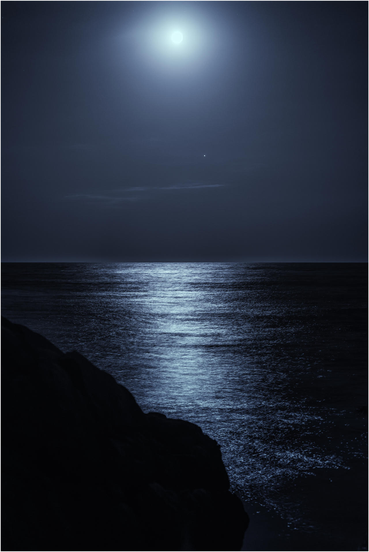 Moonlight Over The Ocean By Saltybluewaves On Deviantart Moonlight Over The Ocean By Saltybluewaves On Deviantart