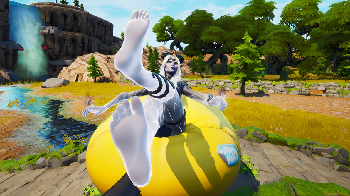 Fortnite Elf Barefeet by Nyanaki on DeviantArt