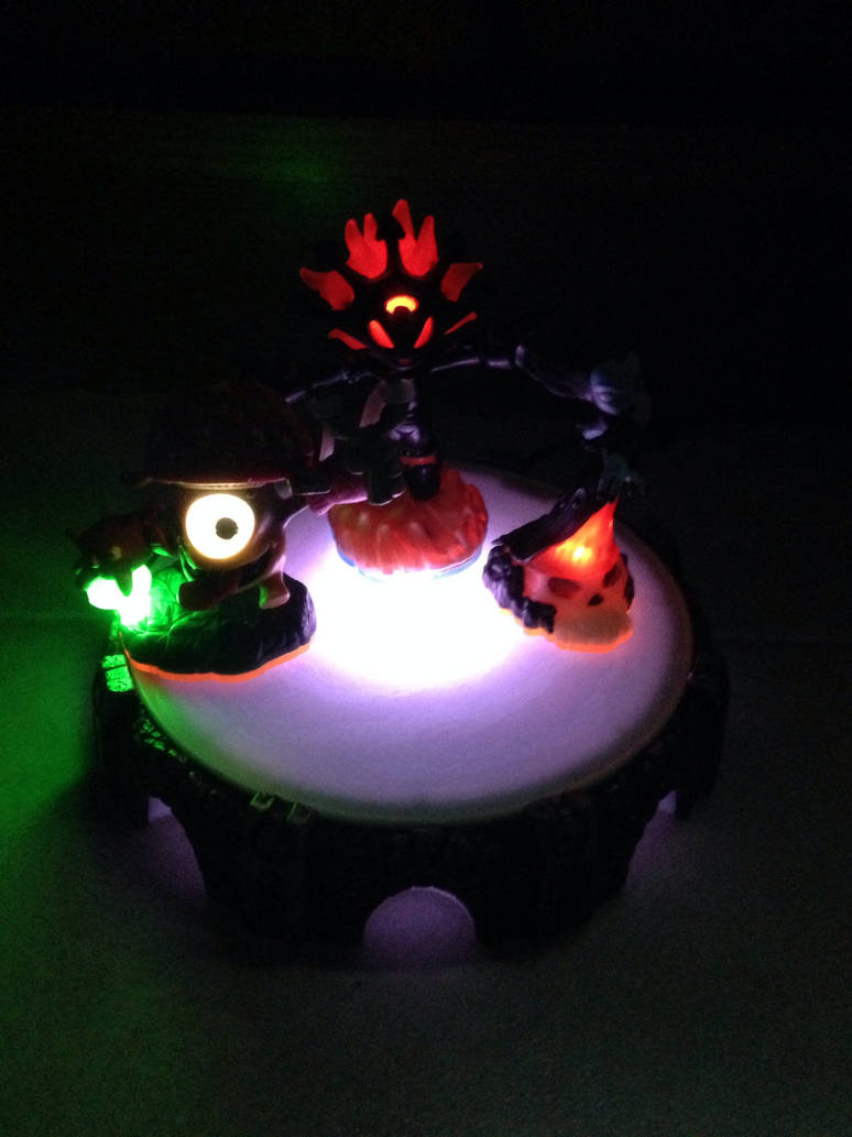 MORE MORE LIGHTCORE by Kattatoad on DeviantArt