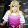 Princess Zelda Cosplay | A Link Between Worlds