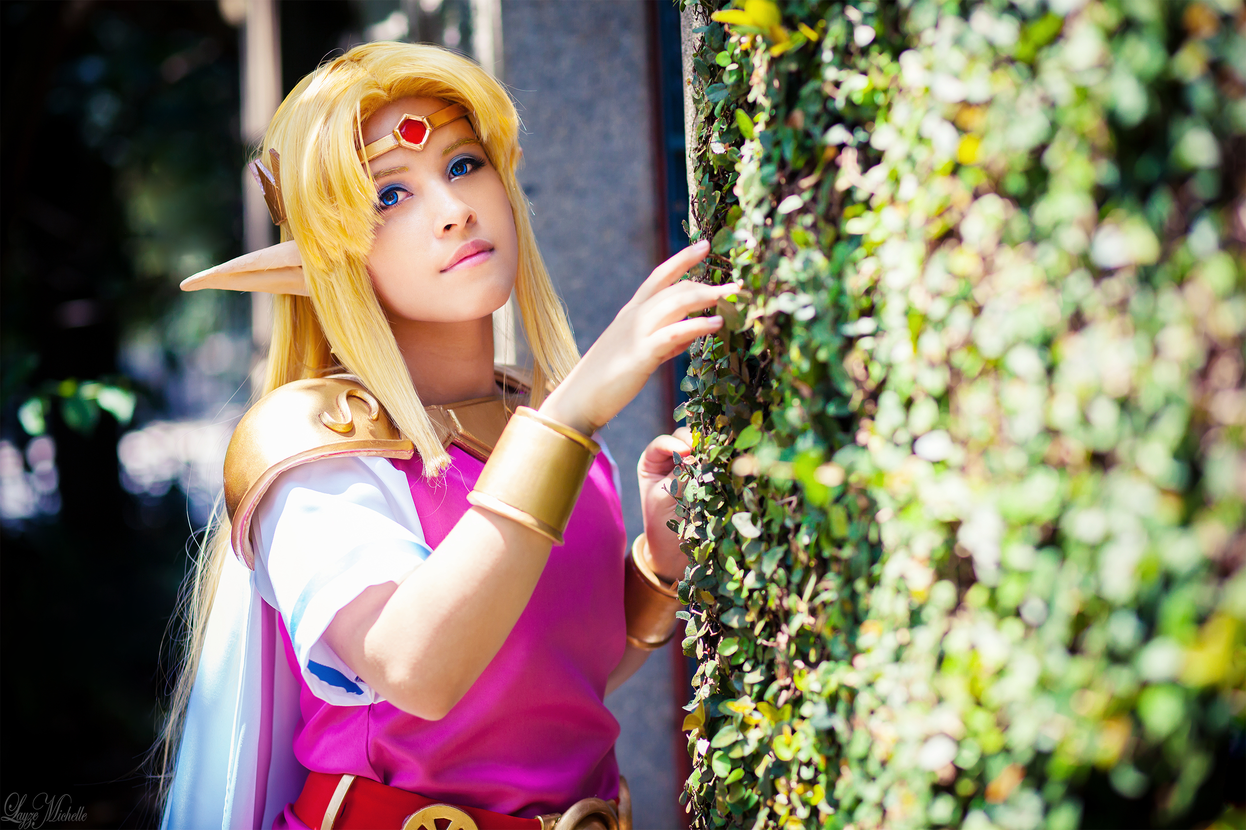 Princess Zelda Cosplay |A Link Between Worlds