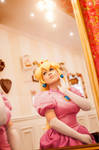 Princess Peach | Super Mario by LayzeMichelle