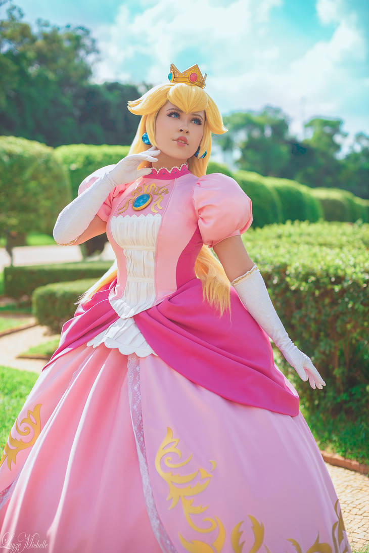 Princess Peach Cosplay | Super Smash Bros.Ultimate by LayzeMichelle on ...