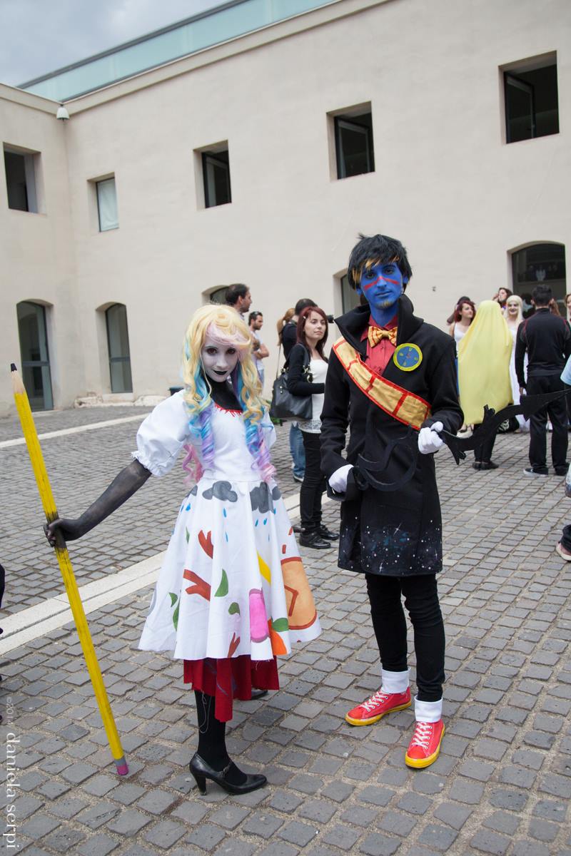 Scared Cosplay Dont Hug Me Im Scared Notepad Cosplay