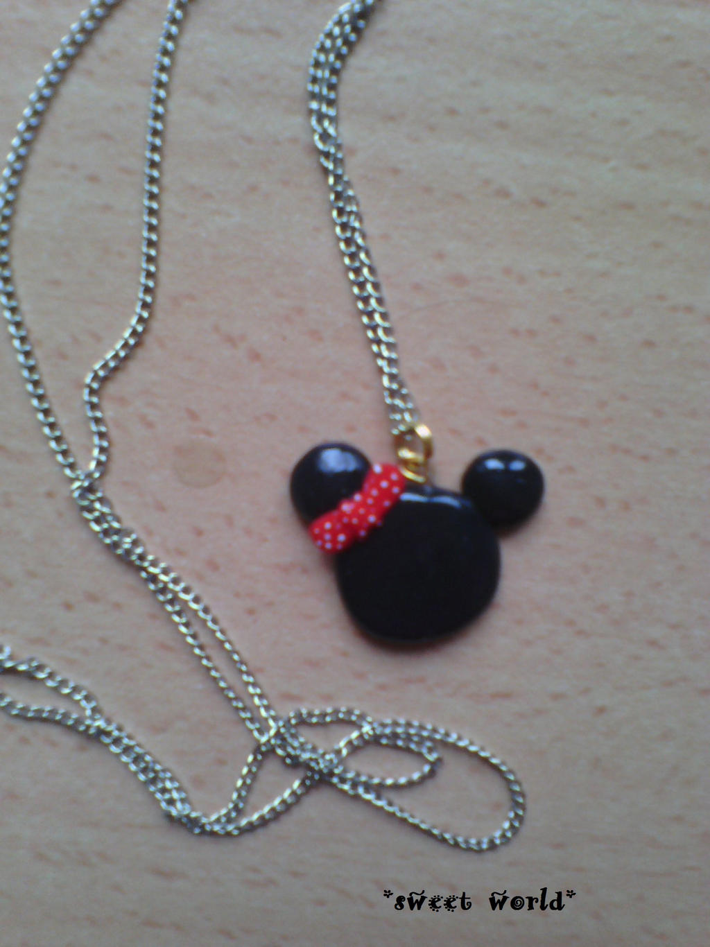 Minnie Mouse by rill-rain on DeviantArt