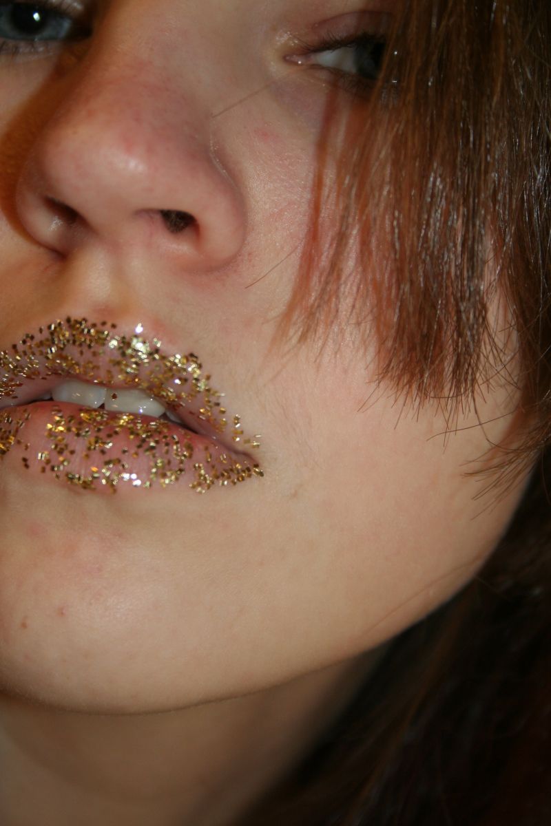 Sparkling Lips.