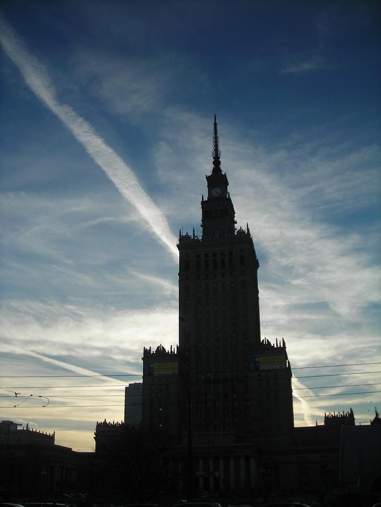 sky over the Palac Kultury