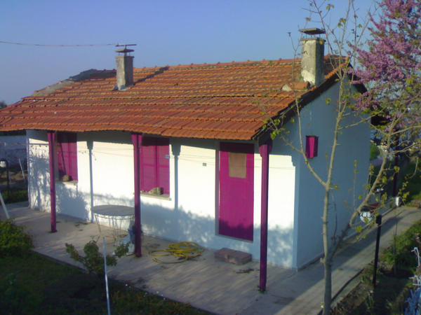 pembe panjurlu ev by berthagductes on deviantart