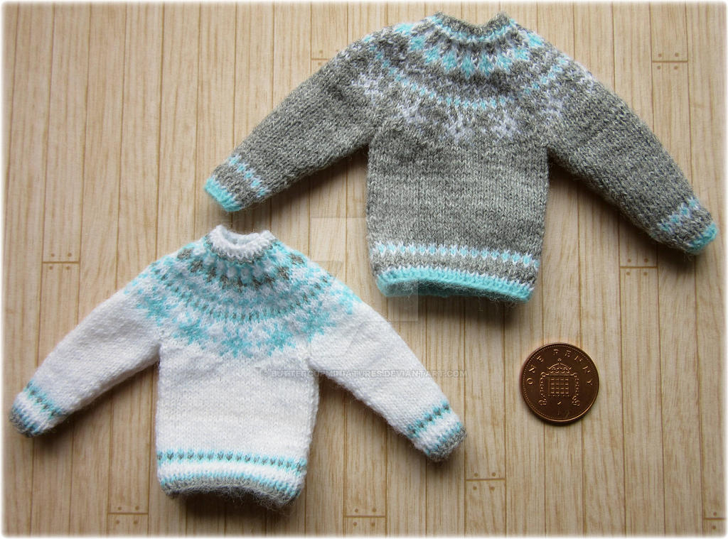 1:12th scale Snowflake jumpers