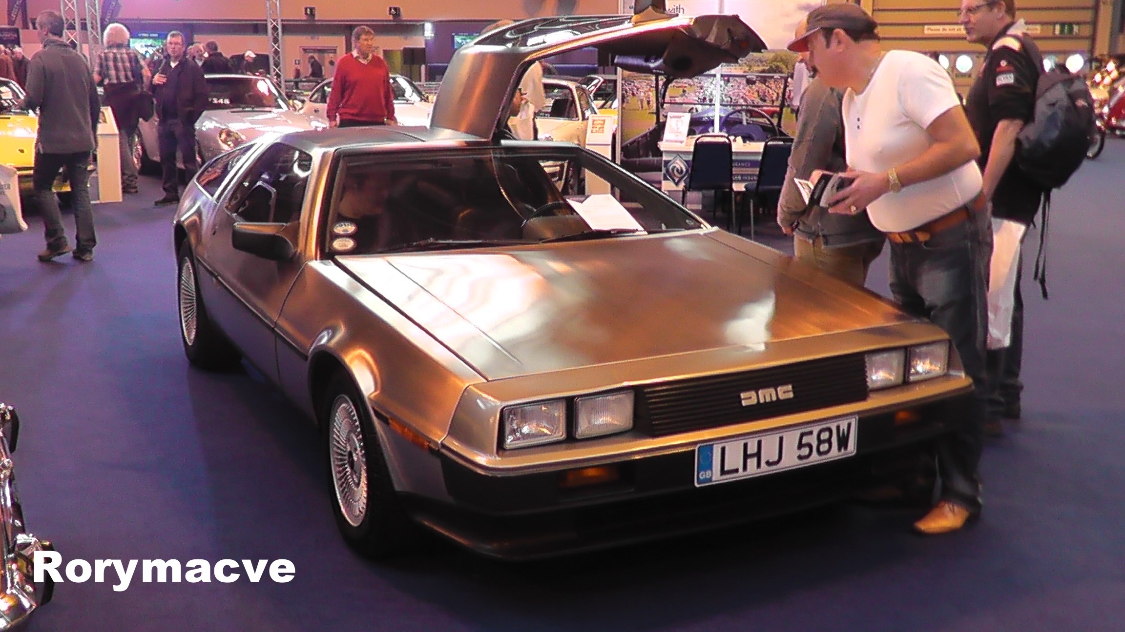 1982 DeLorean DMC-12