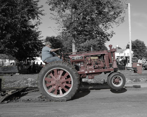 Farmall Fly Up