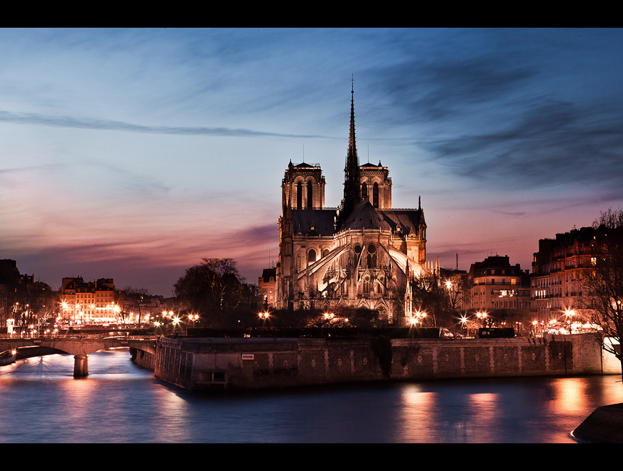 notre dame by night