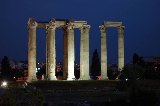 Athens: Temple o' Zeus II