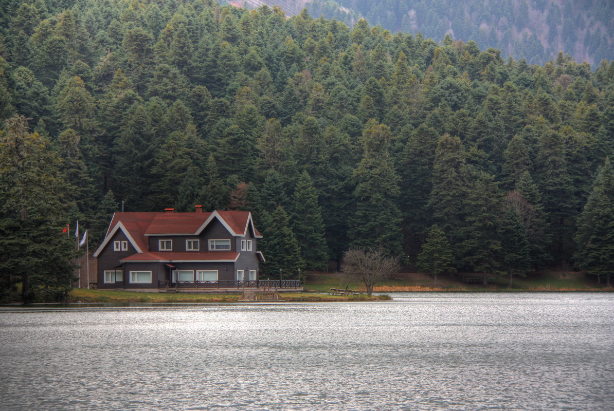 The Lake House in Golcuk