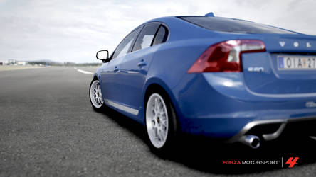 R Design S60 Pirelli FM4