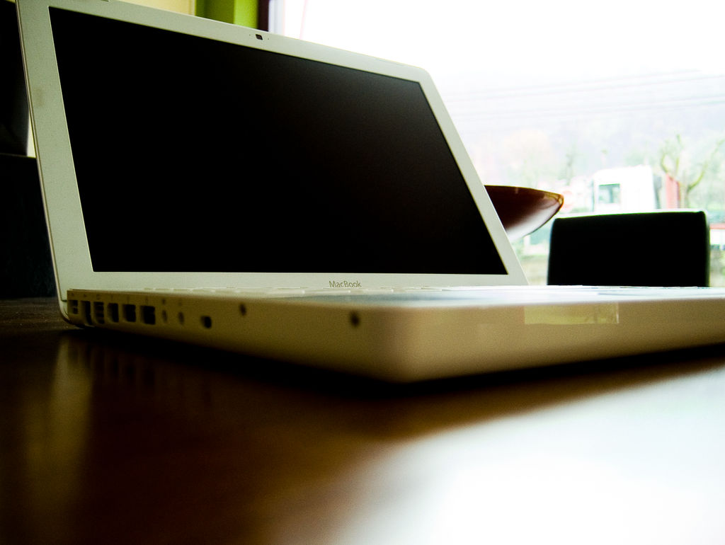 Macbook Deviantart MacBook by danielcarneiro on DeviantArt