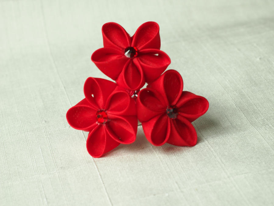 Valentine's red ume kanzashi