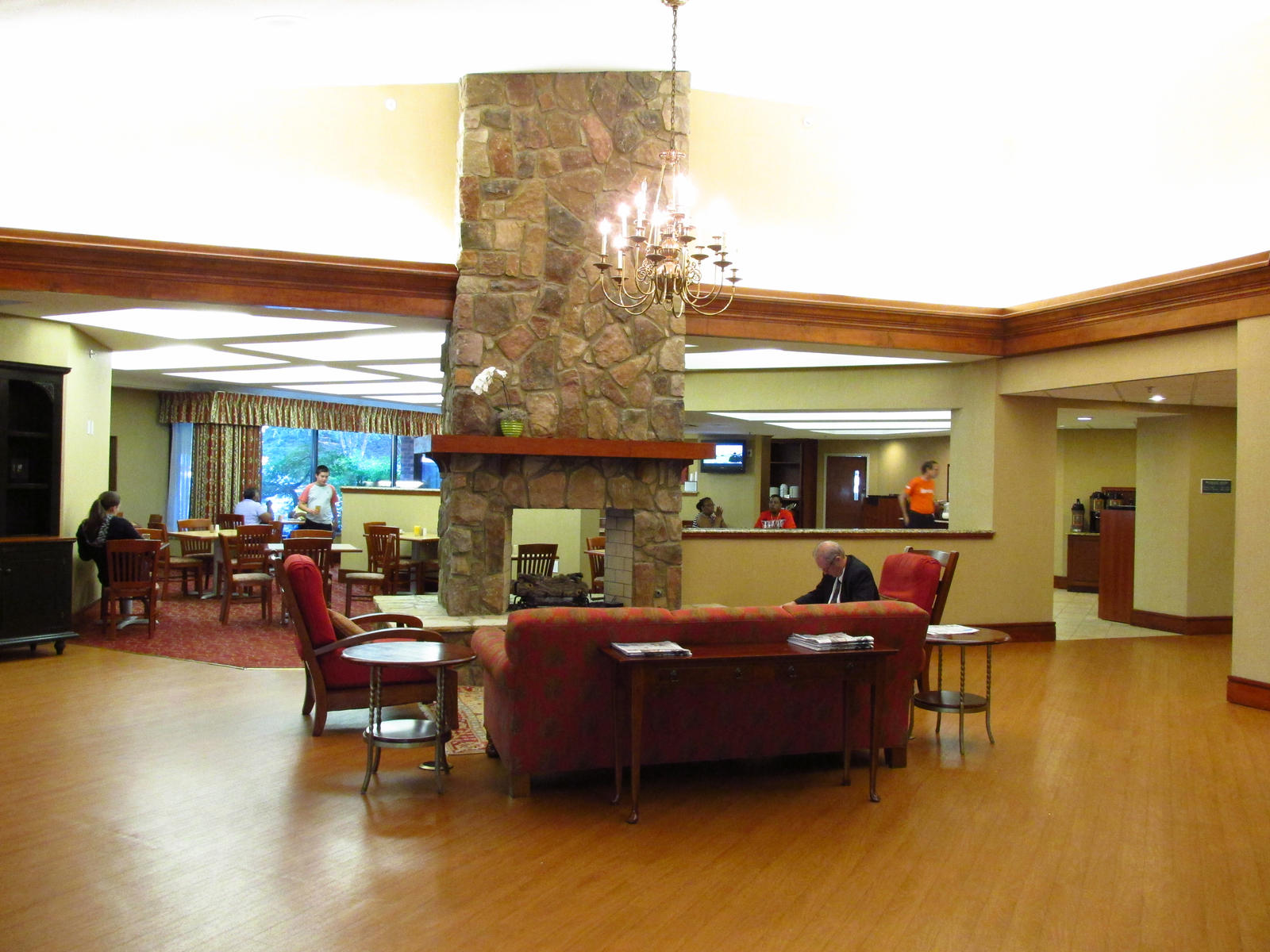 Country Inn and Suites lobby Atlanta