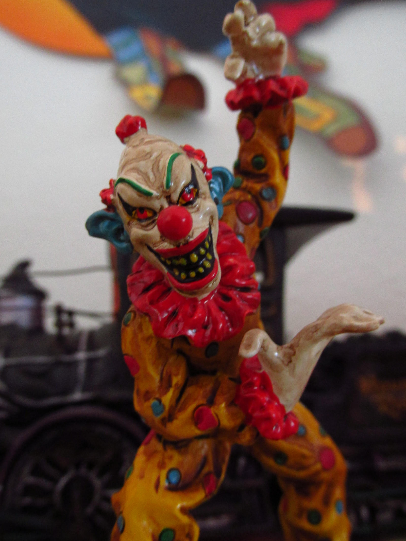 Dept 56 wicked clown