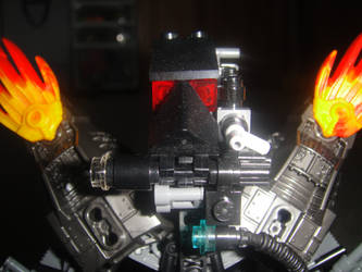 Lego TF Redtriangle: Face