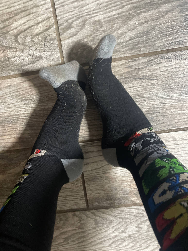 Deviantart Moving Socks Marvel Socks by Traceriskindacooligu on DeviantArt