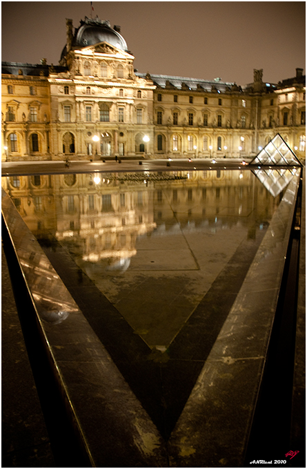 Louvre triangle