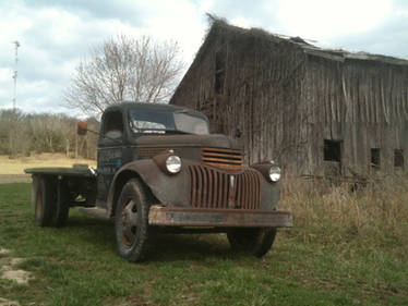 1945 Chevy and barn 2