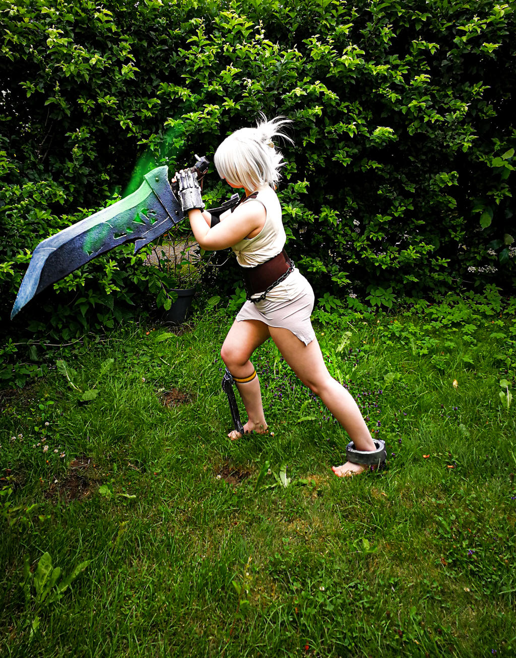 Riven from League of Legends, cinematic version by QuillBird on DeviantArt