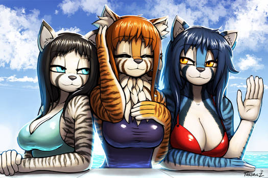 Poolside Tigresses