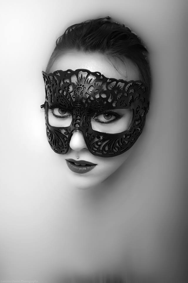 Leather Lace Mask Milk Beauty