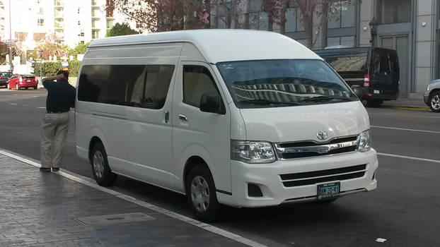 Toyota Hiace 1