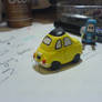 Luigi back view, Guido peeking
