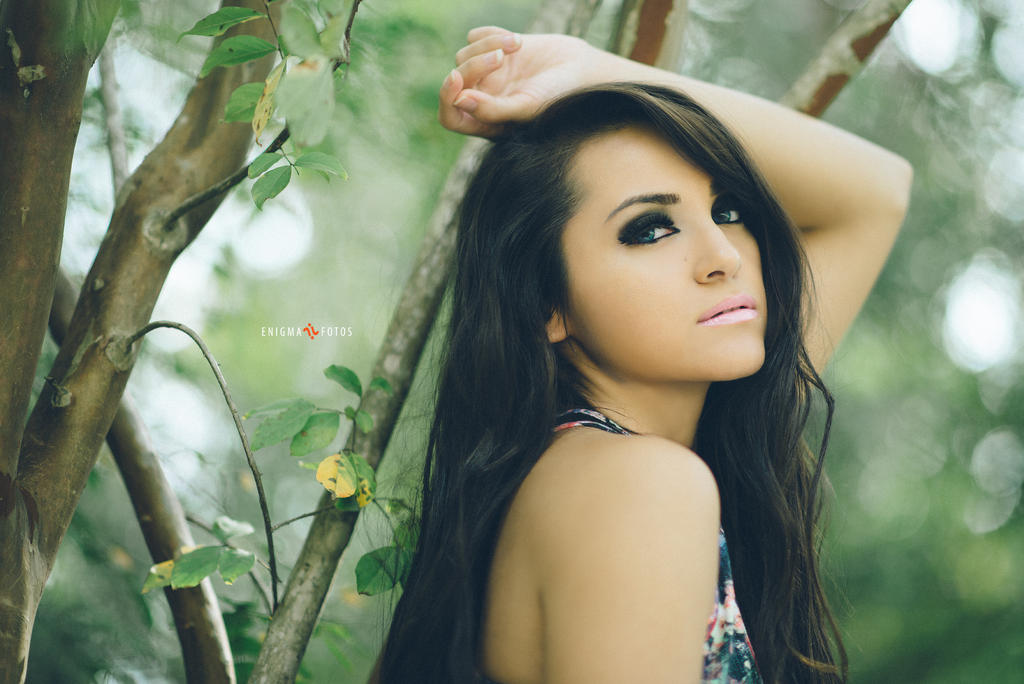 rafaela by Enigma-Fotos on DeviantArt